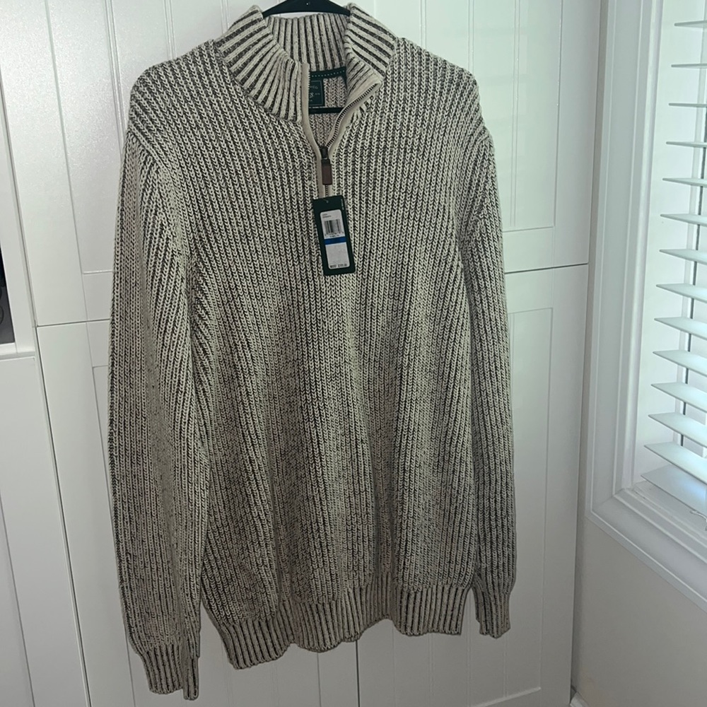 Crewneck sweater